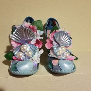Irregular Choice Seafoam Queen